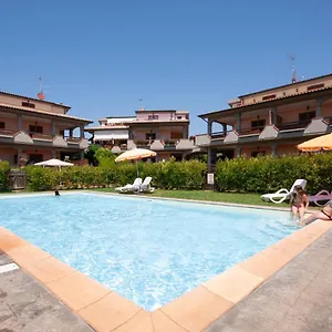  Apartment - Pool & Relax Italy
